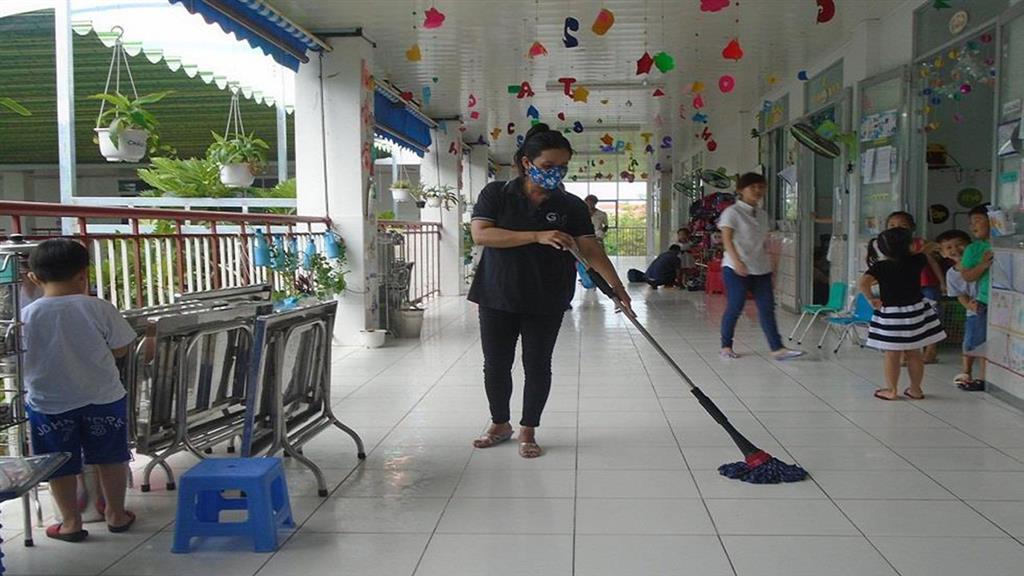 Dịch vụ vệ sinh Trường Học